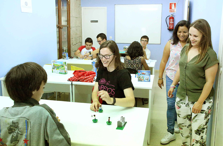 TEApuntas volve ao centro social para construir unha sociedade en igualdade
