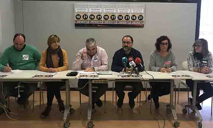 O profesorado galego irá á folga o 12 de decembro para recuperar os horarios lectivos e mellorar as condicións de traballo