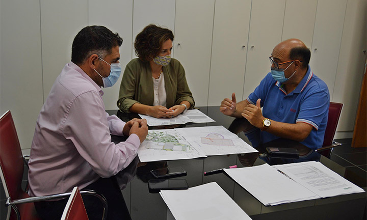 O recinto escolar do CEIP Pintor Antonio Fernández de Goián, será ampliado en máis de 1500 metros cadrados