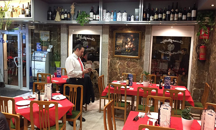 Manuel Gómez, propietario do Restaurante As Pedriñas Novas de Madrid.