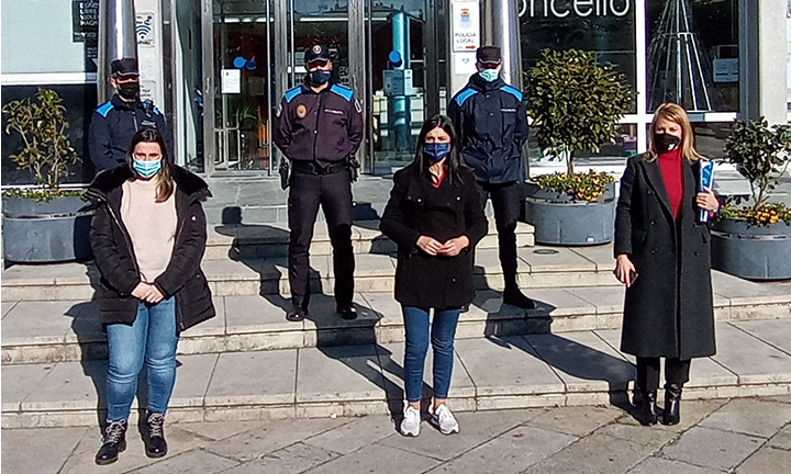 Salceda incorpora a dúas novas persoas como auxiliares de Policía