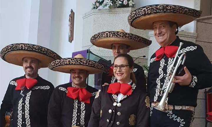 Os mariachis de Redondela: “Mariachi noche de ronda”