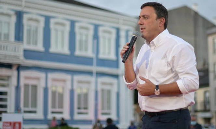 Un 25-X para ser a vangarda dos cambios