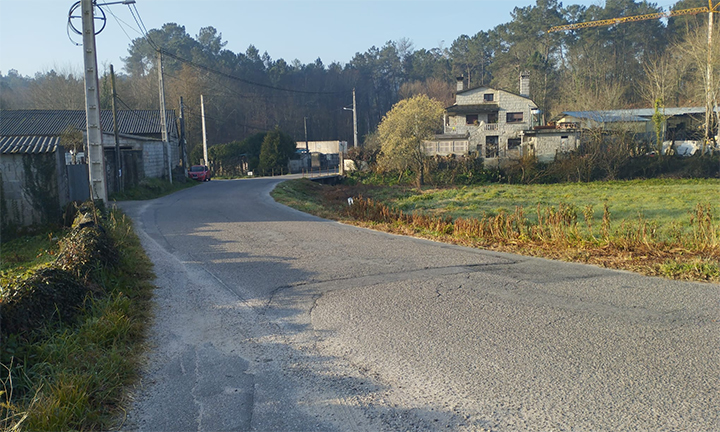 O Concello de Ponteareas ultima a mellora dun último tramo na estrada que conecta Ganade coa N-120 en Areas