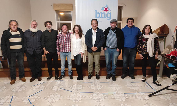 O BNG de Forcarei presentou onte a candidatura completa para as vindeiras eleccións municipais nun concorrido acto público no Centro social