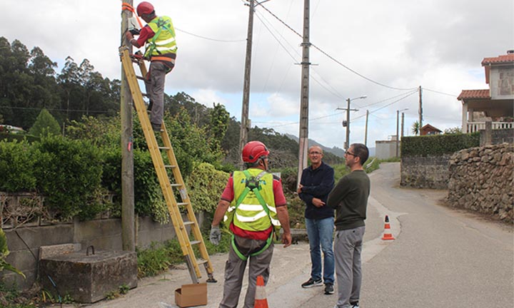 O concello de Nigrán facilita a fibra óptica a 460 fogares grazas ao acordo con Rede Aberta iniciado hai menos de dous meses
