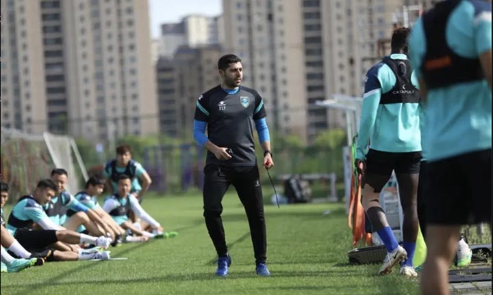 “Na China, a cultura do fútbol é totalmente distinta”