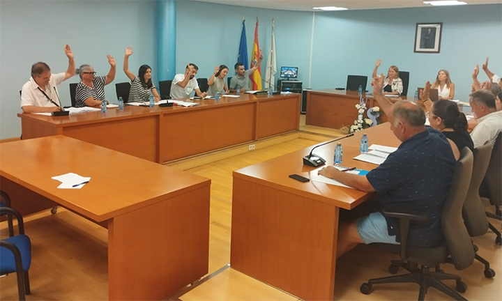 A oposición deixa sen Xefa de Gabinete o goberno de Salceda