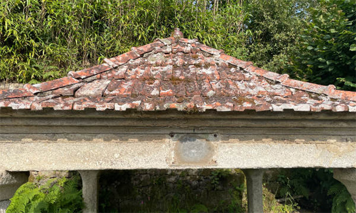 Unha subvención solicitada polo anterior goberno das Neves e concedida pola anterior DEPO diríxese á supresión da simboloxía Franquista e sinalización do Patrimonio historico-cultural