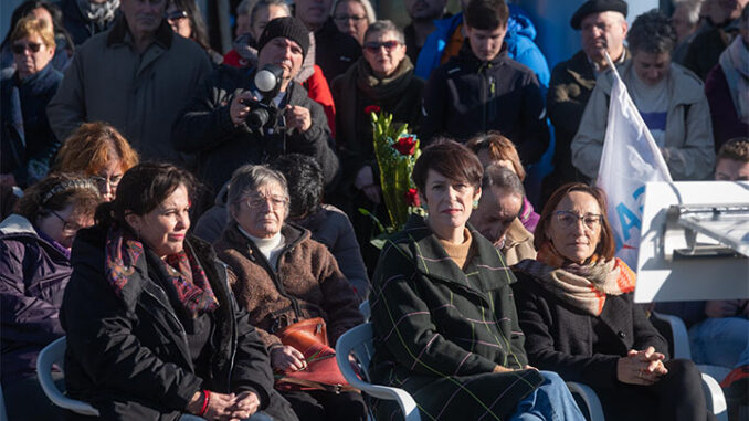 Pontón: “A escolla é entre un Rueda que deixa unha Galiza máis pequena ou unha presidenta capaz de poñer en marcha unha Galiza en grande”