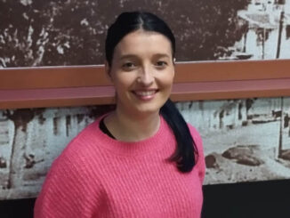 Carla Abad embaixadora mundial do balonmán de Redondela