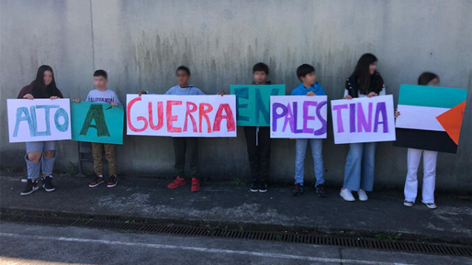 Os centros de ensino mostran a súa solidariedade con Palestina