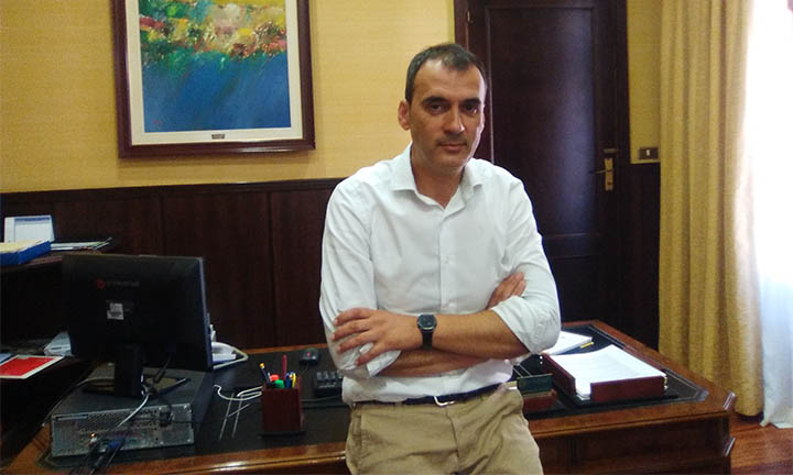 Enrique Cabaleiro, alcalde de Tui