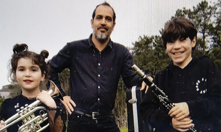 As Tareixas presentan “ Santo Mandil”