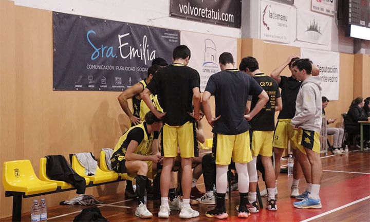 Tui: unha viaxe pola historia deportiva