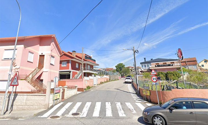 Mellora a seguridade viaria na estrada de Porto Cabeiro cunha nova calzada e beirarrúas