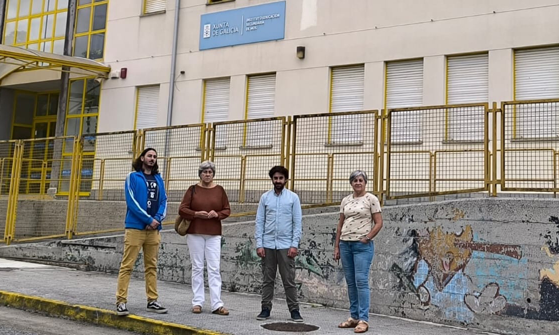 O PSDEG-PSOE de Mos solicita á xunta de galicia unha cuberta no patio exterior do ies de Mos e poñer en marcha o ciclo medio de guía no medio rurale de tempo libre