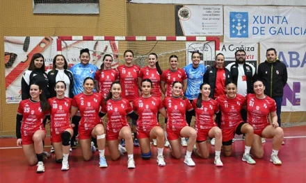 O Balonmán Cañiza feminino queda ás portas do ascenso.